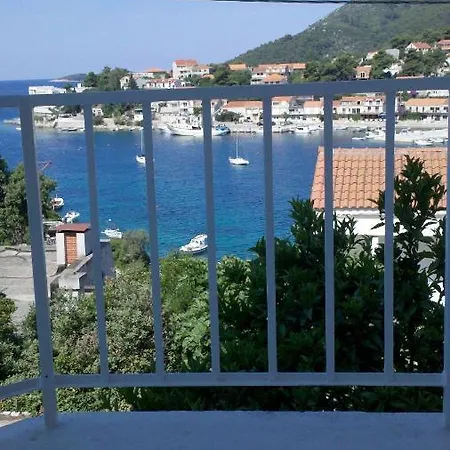 By The Sea Brna, Korcula - 13618 * Smokvica